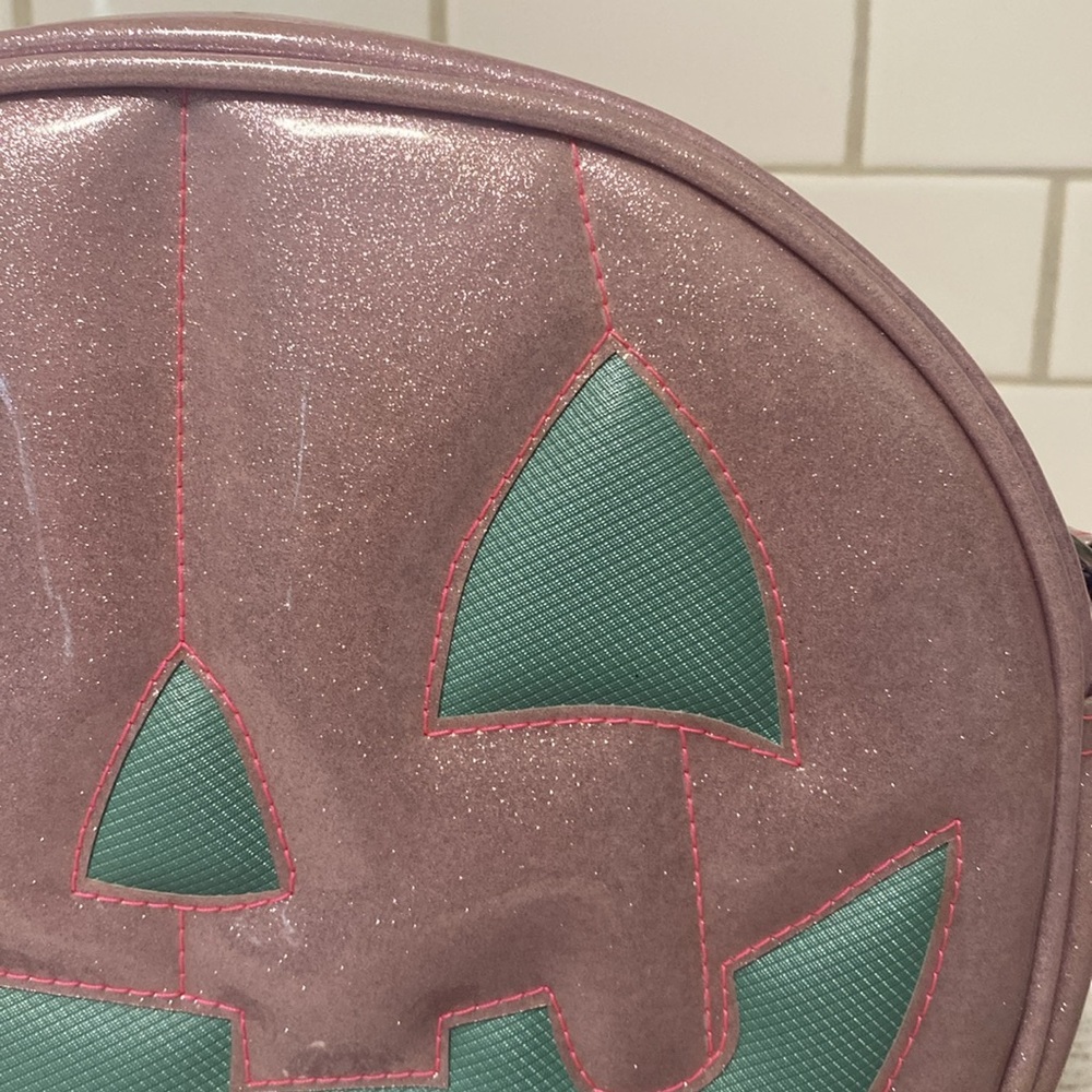 *Love Pain and Stitches Pink and Textured Teal Chipped Tooth Happy Pumpkin Purse - Picture 2 of 16